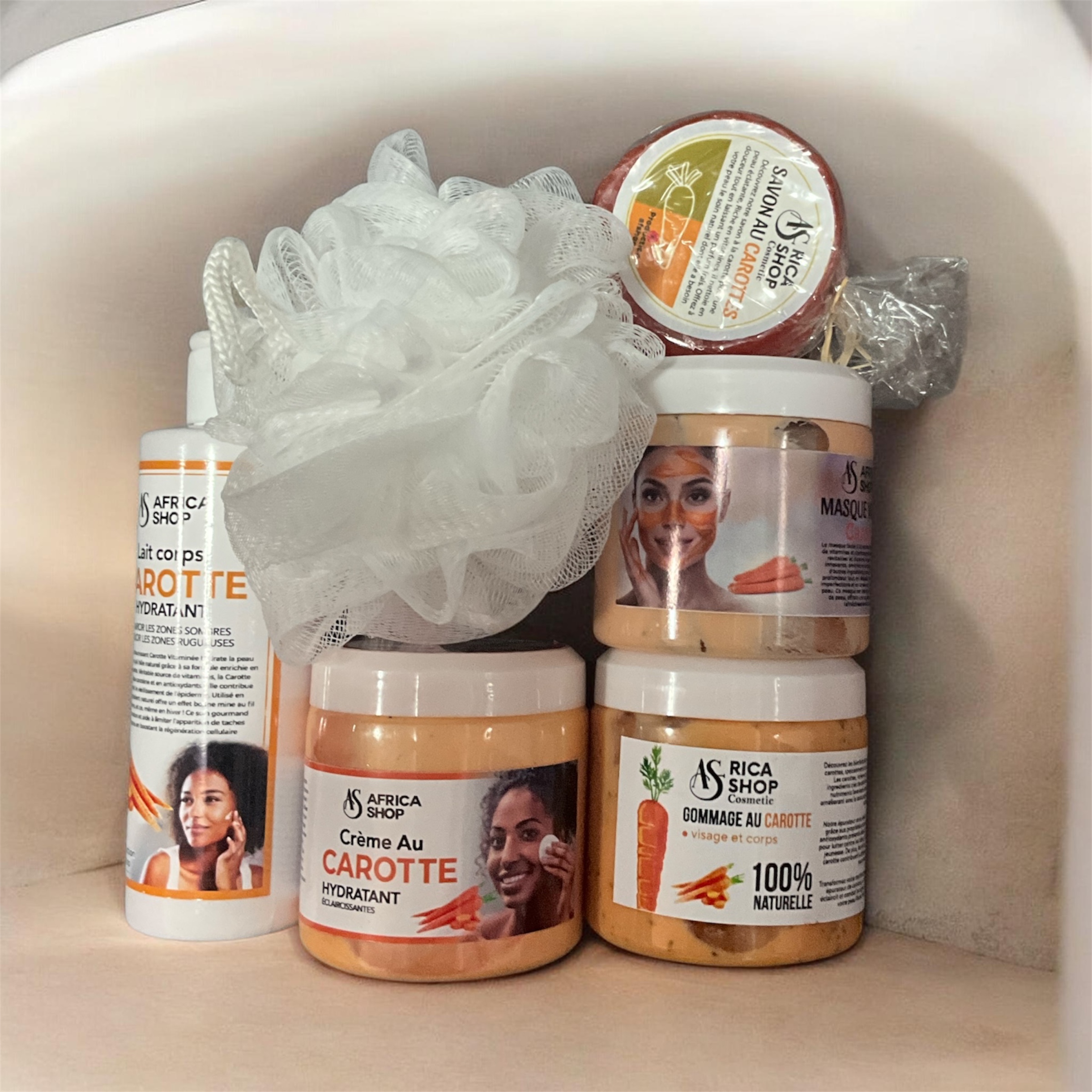 Gamme glow composé de (crème, masque,gommage, savon,lait corps) . – Image 3